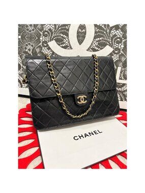 Chanel Quilted Vintage Chain Shoulder